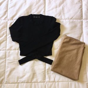 Black long sleeve crop top